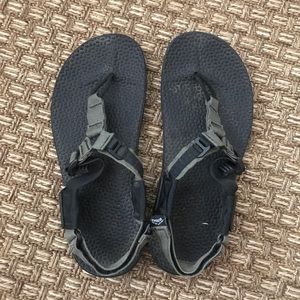 New Bedrock Sandals W9/M8
